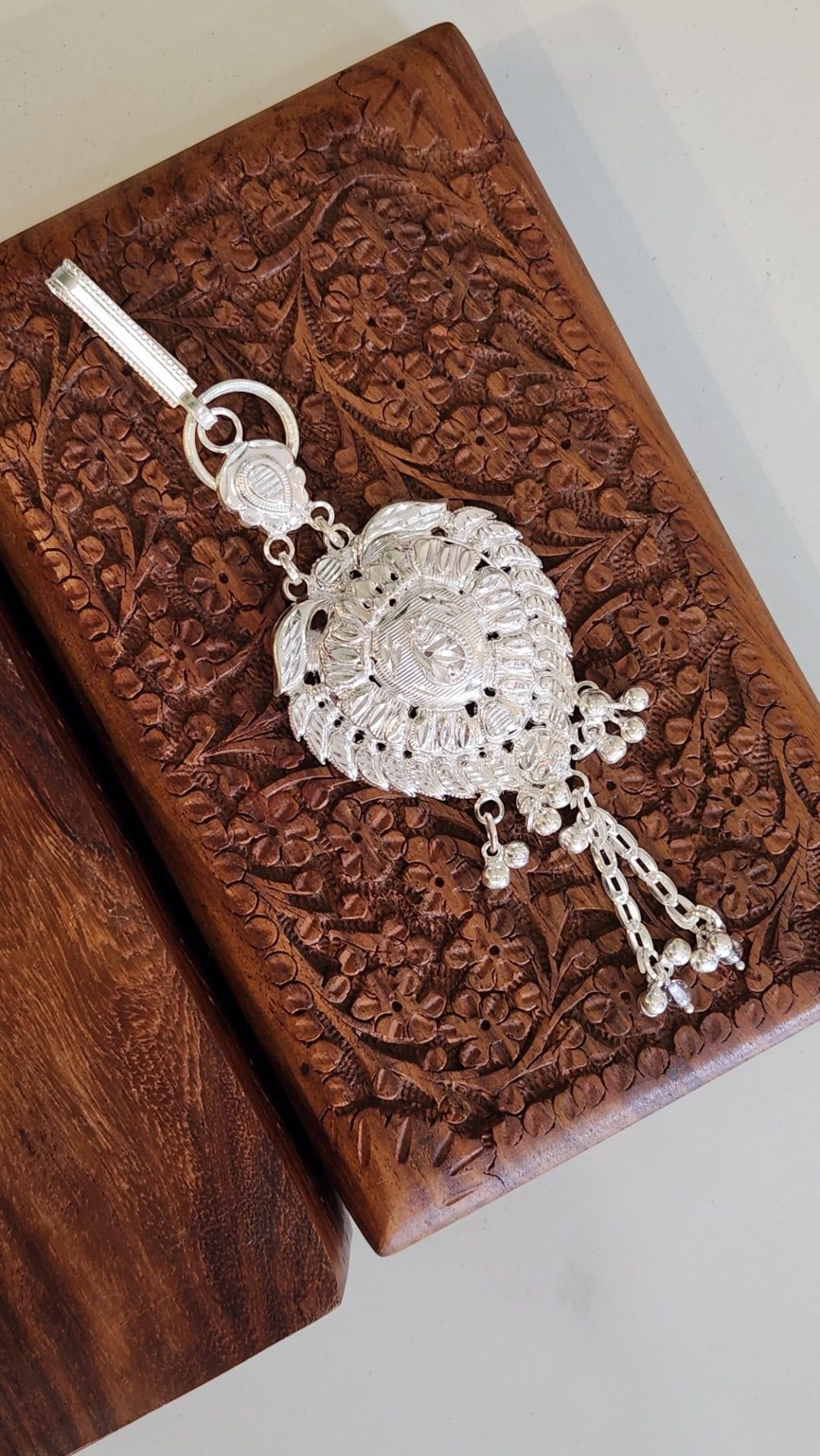 Traditional Silver Waist Key Chain