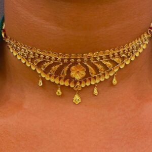 Traditional gold plated choker