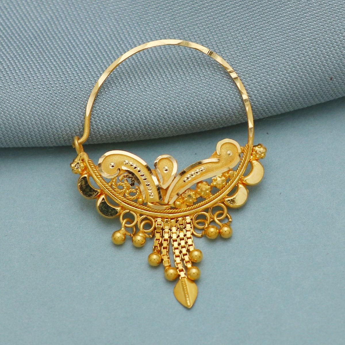 Elegant Gold Charm Nose Pin