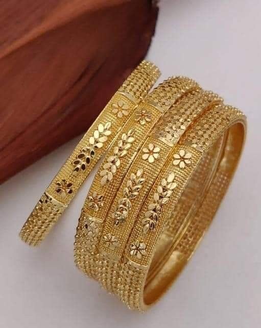 Traditional Gold Churi