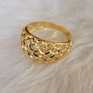 Minimalist 18K Gold Ring – Daily Wear Essential