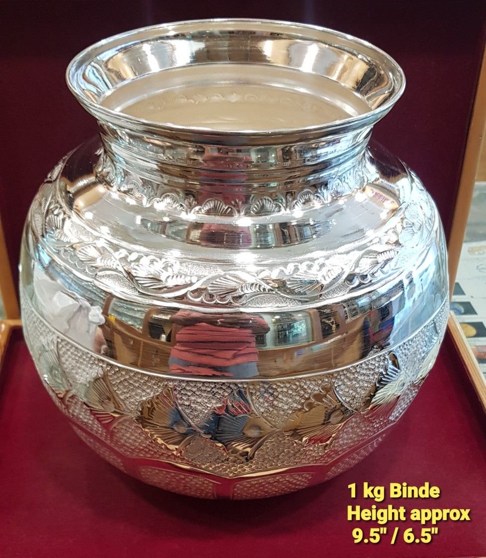 Silver kalash