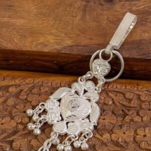Decorative Silver Komor Key Chain Set