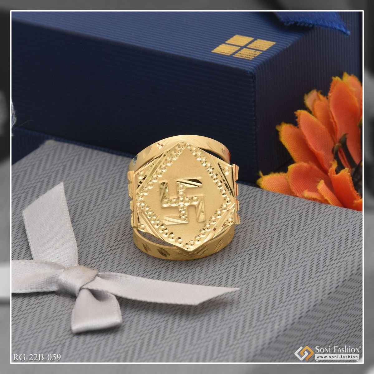 Luxury Traditional Gold Ring