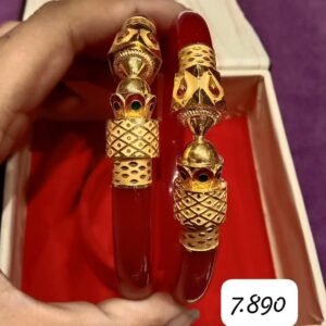 Exclusive Gold Pola Collection