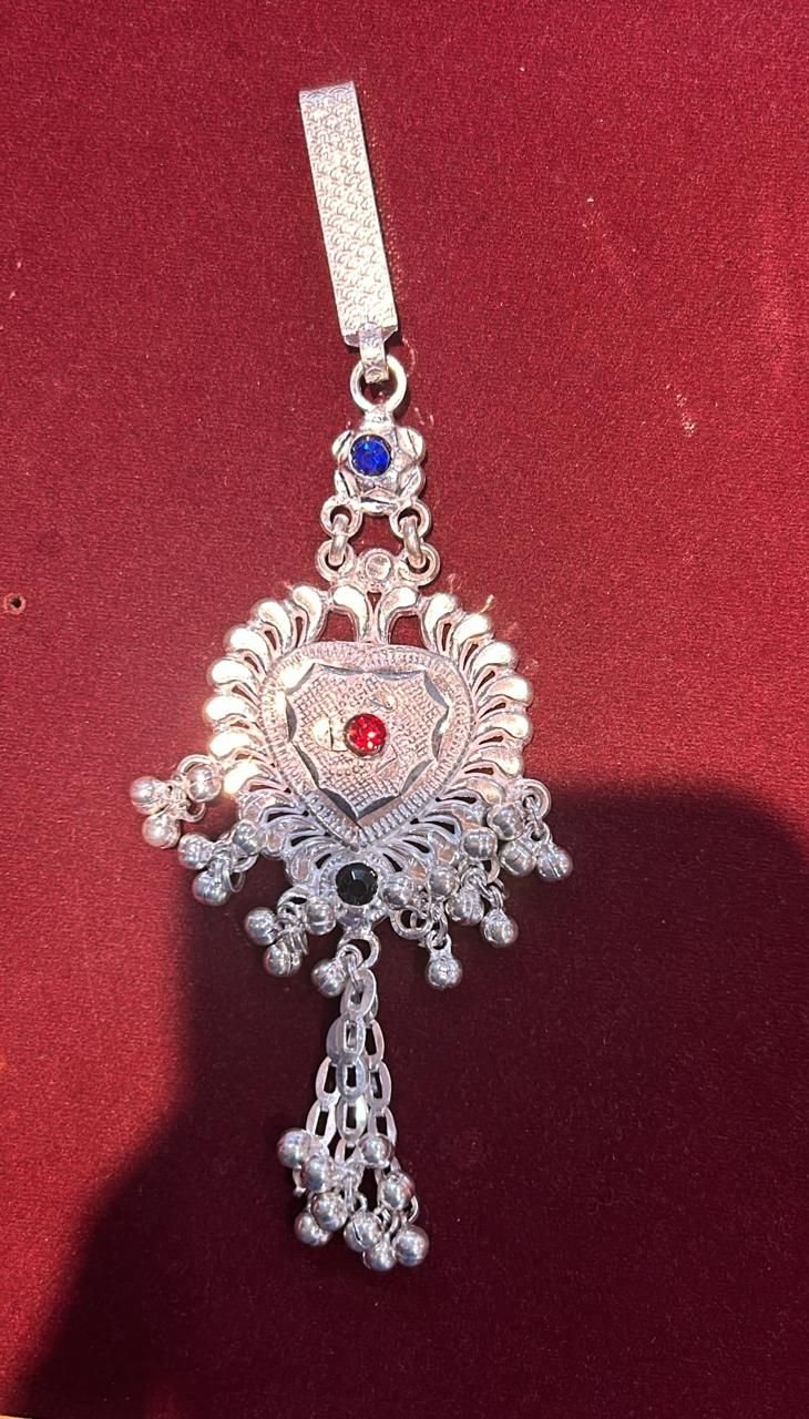 Antique Style Silver Waist Key Bunch