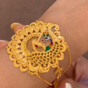 Elegant Gold Mantasha