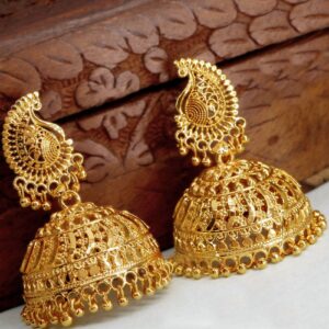 Festive Gold Earrings – Classic Ethnic Style