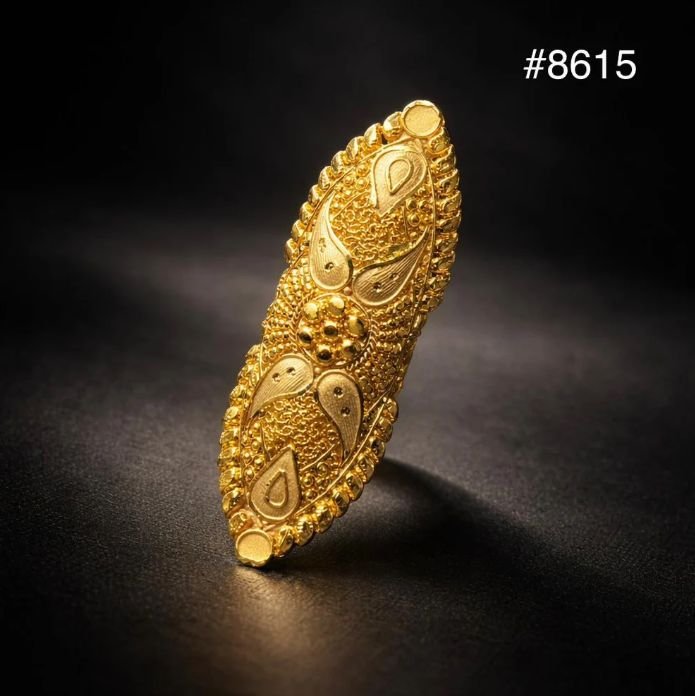 Modern Stylish Gold Ring