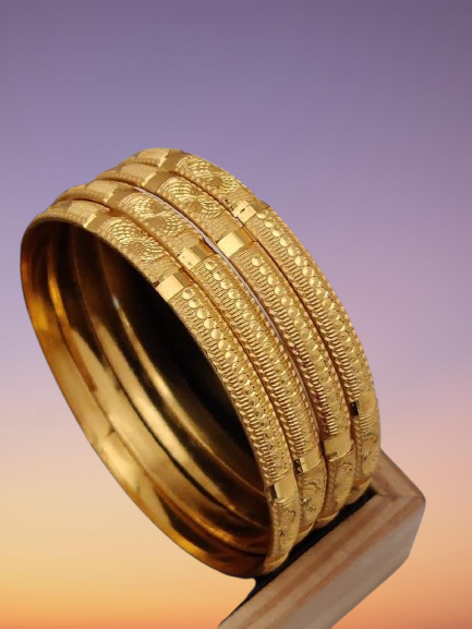 Royal Style Gold Bangles for Women