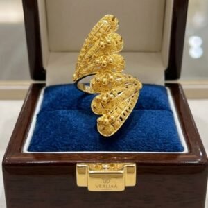 Classic Signet Gold Ring