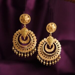 Traditional Gold Earring