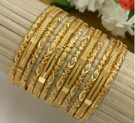 Modern Ethnic Gold Bangle Design